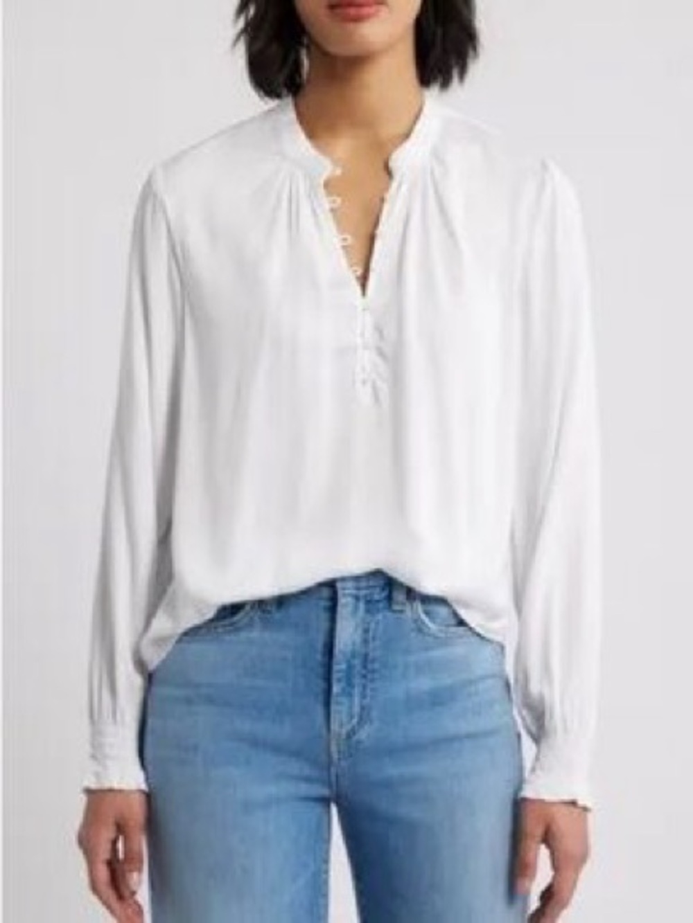 cloth & stone White Long-Sleeve V-Neck Button Peasant Blouse